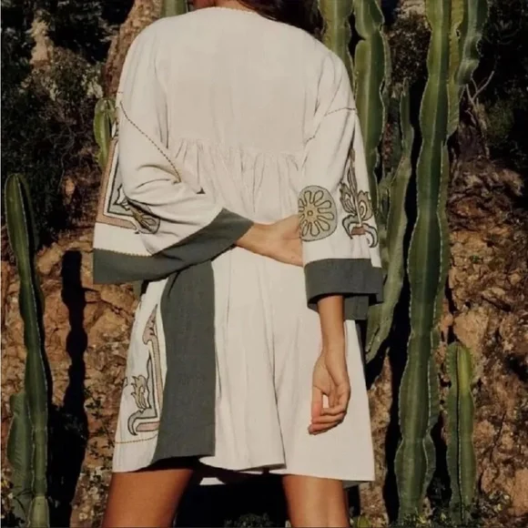 #20 NEW ! CLOSEOUT FIRM 🌸Embroidered Cotton Linen blend Mini Dress in Cream Sage - Picture 9 of 9
